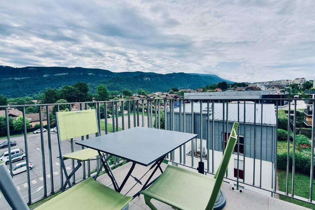 Les Hauteurs D'Annecy 2 Etoiles Entre Lac Et Montagne Kültér fotó